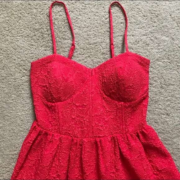 BAR III Coral Fit and Flare Dress - Picture 4 of 8